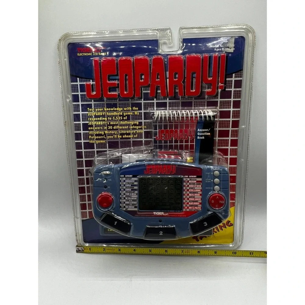 VTG 1995 Tiger Electronics Jeopardy! Handheld Talking Game NEW NIB 7-581 READ